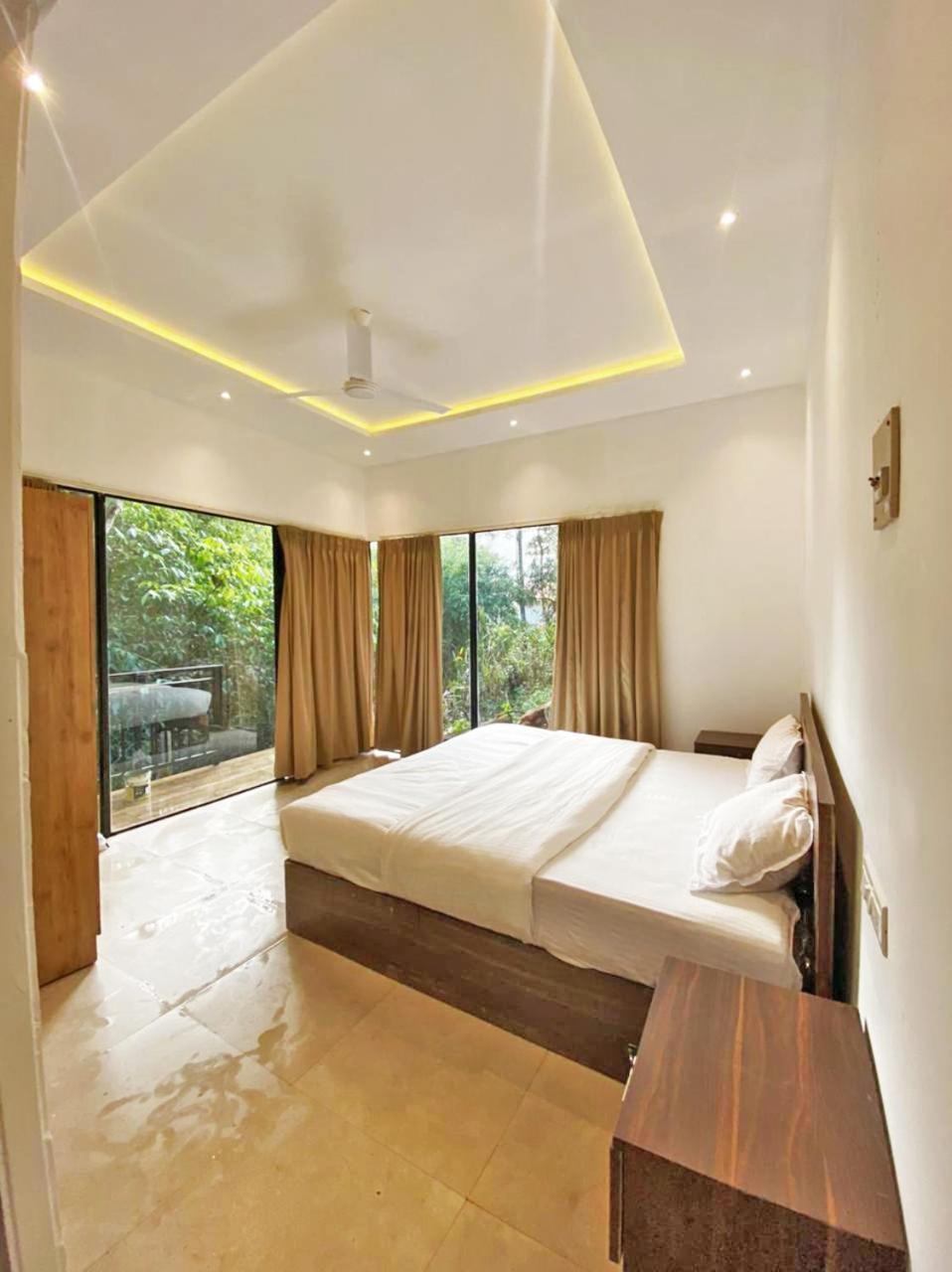 Misty Hideout Bed & Breakfast Kakkadampoyil Exterior photo